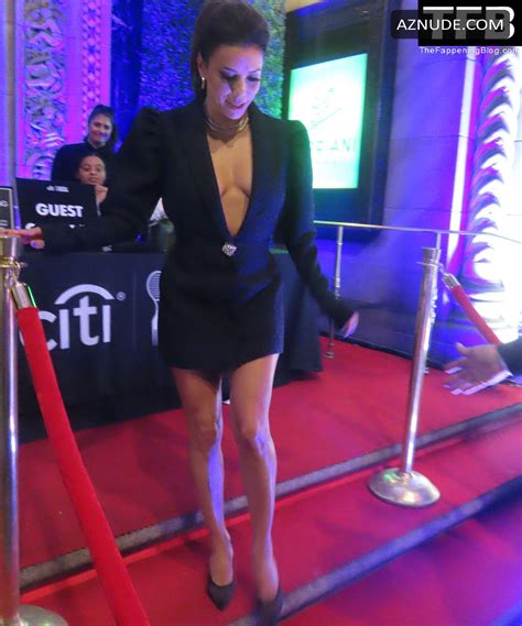 Eva Longoria Sexy Seen Flaunting Her Hot Cleavage And Legs At The Citi Taste Of Tennis Event In