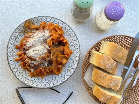 The Sunday Getaway - 27 11 2022 - Specials