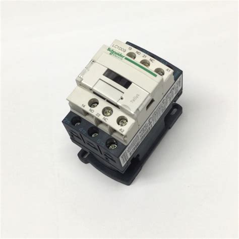 Schneider LC1D09B7 TeSys Contactor 3-Pole +1NO-1NC 25A 600VAC, 24VAC C ...