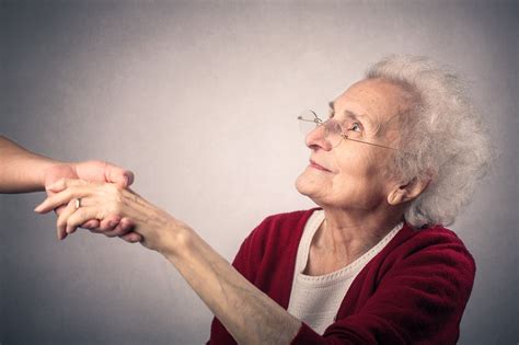 Importancia De Fomentar La Independencia En Adultos Con Alzheimer