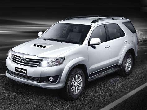 toyota fortuner specs performance