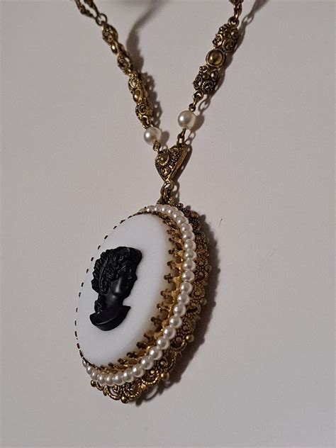 Vintage Cameo Necklace West Germany Filigree Gold Fau Gem