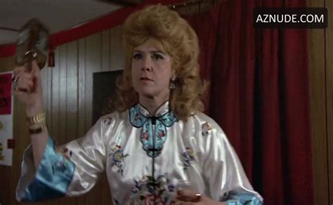 LYNN BORDEN Nude AZNude