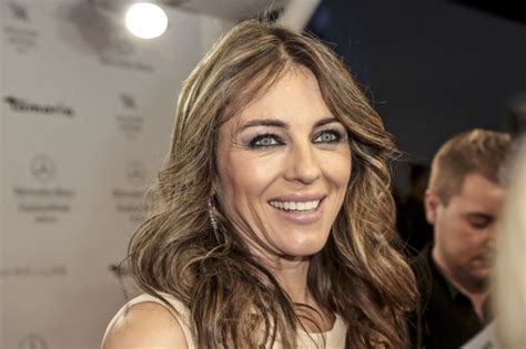 Liz looks hot in a little peach biкini in new photos Scion of Olympia