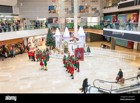 Christmas Queensgate Peterborough Hi Res Stock Photography And Images