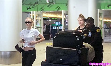 Lily Rose Depp Lilyrosemeldepp Lilyrose Depp Nude Onlyfans Photo The Fappening Plus