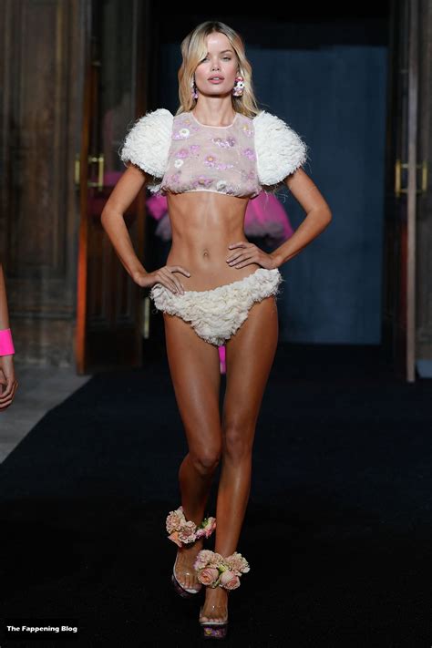 Frida Aasen Displays Her Nude Tits At The Etam Live Show In Paris Photos Thefappening