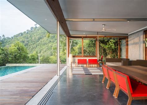 Marc Gerritsen S Naked House Exposes Its Insides To The Seafront