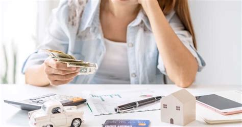 5 Common Expense Tracking Mistakes and How to Avoid Them | SparkReceipt