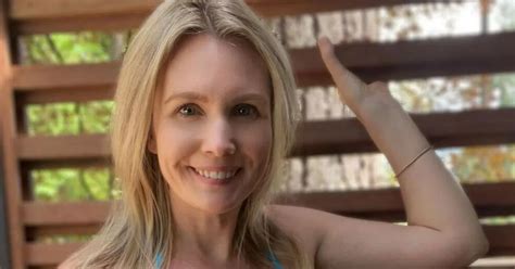 I M A Mormon Mum Selling Nude Snaps My Church Banished Me But It S Not Over Daily Star