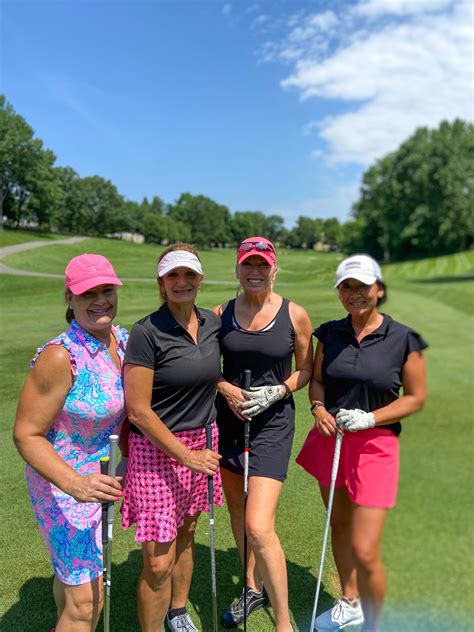 triple crown country club