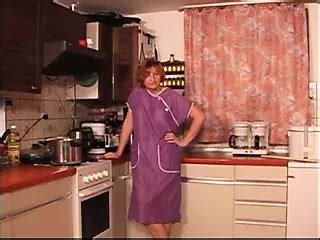 Milf Espancada E Fodida Na Cozinha XHamster