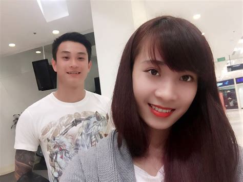 Bạn gái trong sáng của hot boy U23 Việt Nam