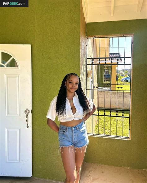 Local TV Presenters Weather Girls Thelauraschweizer Nude Leaked Onlyfans Photo FapGeek