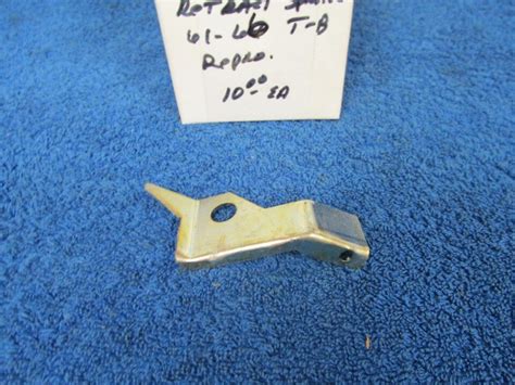 1961 66 FORD THUNDERBIRD ACCELERATOR RETURN SPRING BRACKET NEW 216 EBay