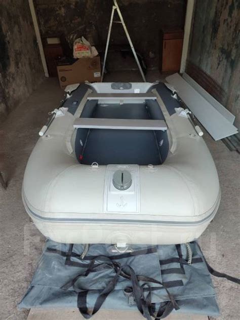 Лодка ПВХ Badger FLA 330, 2012 год, 3,30 м. 15,00 л.с. надувной (пвх ...