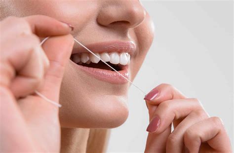 Consejos Para Un Buen Uso Del Hilo Dental El Blog De Vitaldent Hábitos Tratamientos Y