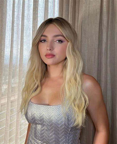 Pin By Ishygonzo On Peyton List Peyton Roi Model Peyton List