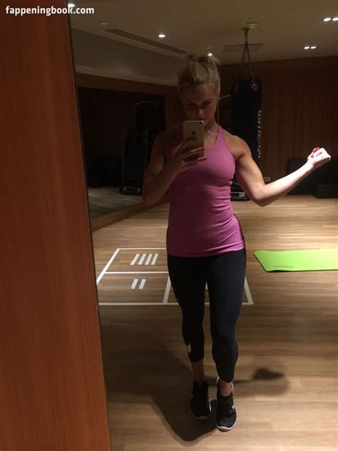 Carly Booth Nude OnlyFans Leaks Fappening FappeningBook