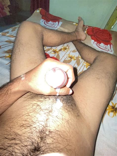 Indian Hot Guy 3 Pics XHamster