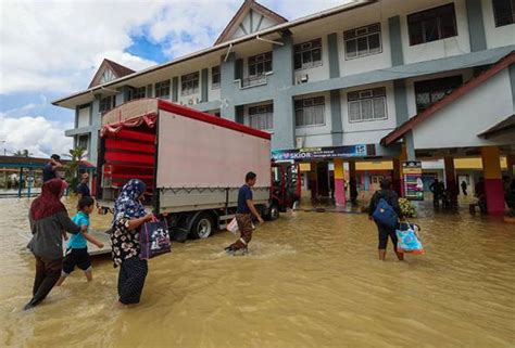 Jumlah Mangsa Banjir Di Terengganu Kelantan Menurun Astro Awani