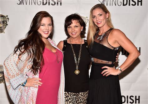 Toby Keiths Wife & 3 Kids Say Goodbye To The Legendary Singer