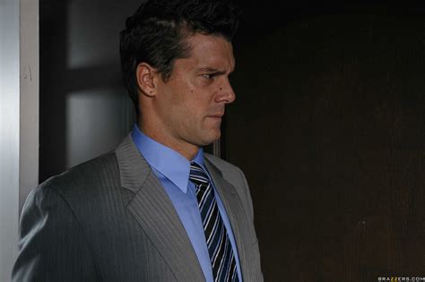 Eva Angelina Camera Cums In Handy Porn Pic