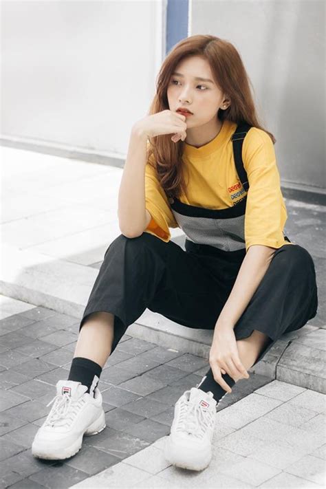 Hot Girl Selfie V N Hoa Tam Gi C M Ch L Nh Th Xinh Ng T Ng Y Netizen Vi T Gi I Tr