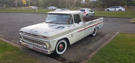 Classic Chevrolet C10 Star Cars Agency
