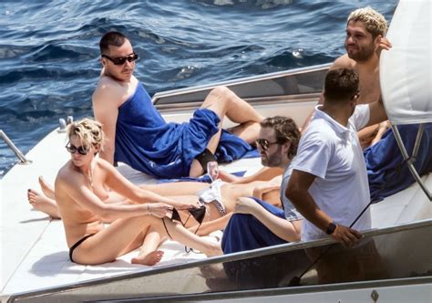 Kristen Stewart Nude At The Amalfi Coast Pics The Fappening