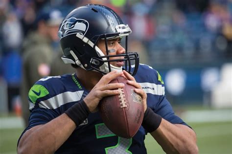 How Russell Wilsons Leadership Inspires a New Generation of Athletes - Hunter Games Magazine
