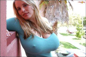 Stacked To The Brim Porn Pic