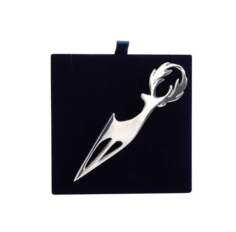 Stunning Scottish Full Highland Stag Pewter Kilt Pin Chrome Finish