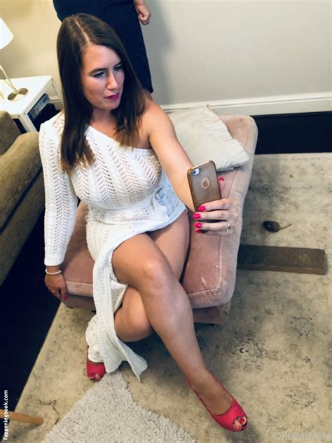 Susan Nude OnlyFans Leaks Fappening FappeningBook