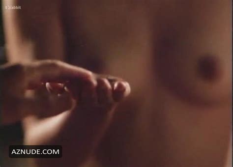 Jonas Y La Ballena Rosada Nude Scenes Aznude