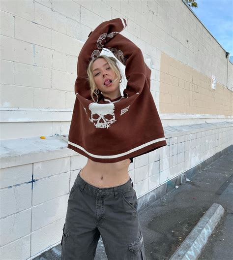 Luna Montana On Instagram Way Too Hot To Be Actin Like Dat Fashion Outfits Fashion Inspo