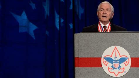 U S Boy Scouts End Ban On Gay Leaders CBC News