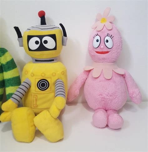 Yo Gabba Gabba Plush Characters Brobee Muno Plex Foofa 1911005334