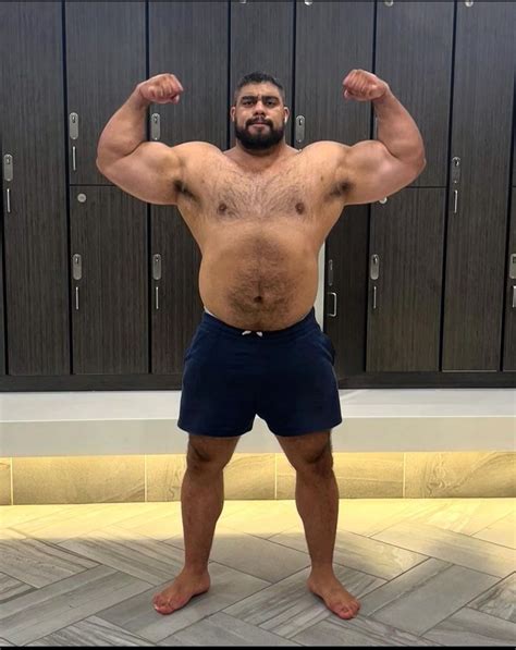 Hey If You Have Time For A Request I M 21 Hairy As Fuck And Would Love To Turn Into A Moronic