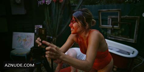 STEPHANIE BARKLEY Nude AZNude