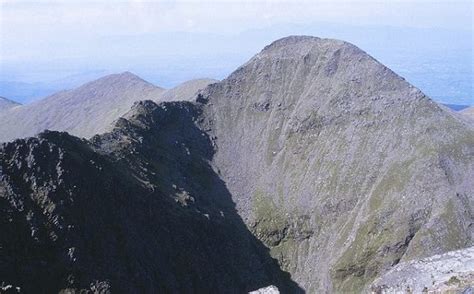 The Top 10 Highest Mountains in Ireland and Where to Find Them