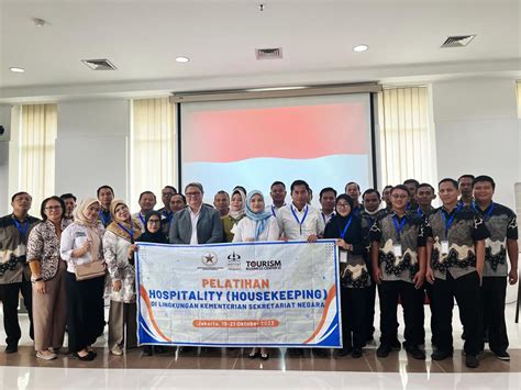 Pusat Bisnis Kepariwisataan Institut Pariwisata Trisakti Kembali