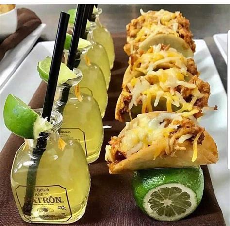 Tiny tacos and margaritas. : r/FoodPorn