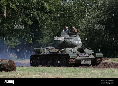 T34 85 Turret Hi Res Stock Photography And Images Alamy