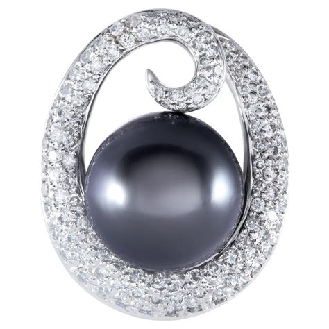 Black Tahitian Cultured Pearl Diamond Pendant Vintage 18 Karat White