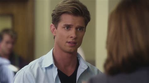 Drew Van Acker Pretty Little Liars Season 3