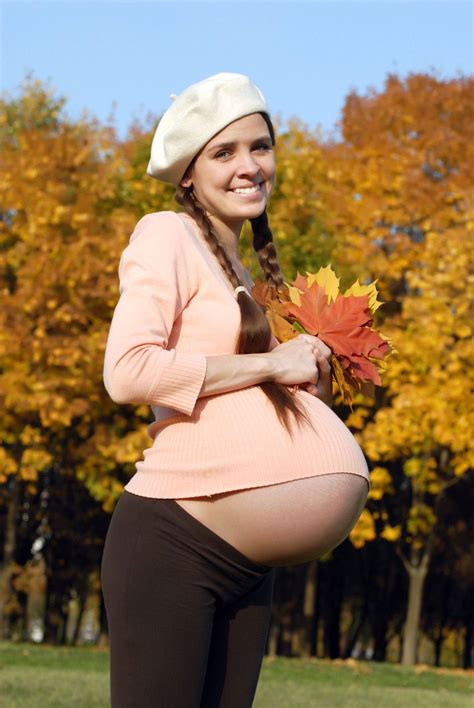 Embarazada con barriga grande 211 by Troker30 on DeviantArt