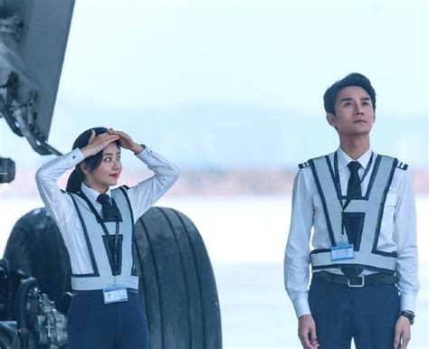 10 phim Hoa ngữ hot nhất đầu năm 2023 Đàm Tùng Vận bỏ xa Lưu Diệc Phi La Vân Hi nổi đến mấy