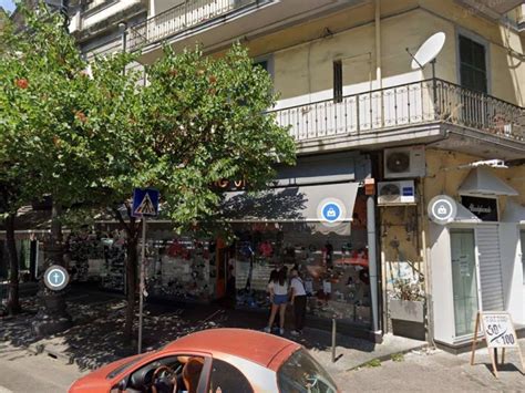 Locale Commerciale Corso UMBERTO I Napoli Rif 110285333 Immobiliare It