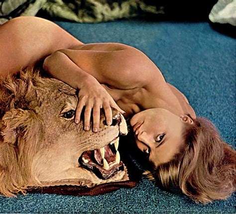 Naked Donna Michelle Added By Manuros